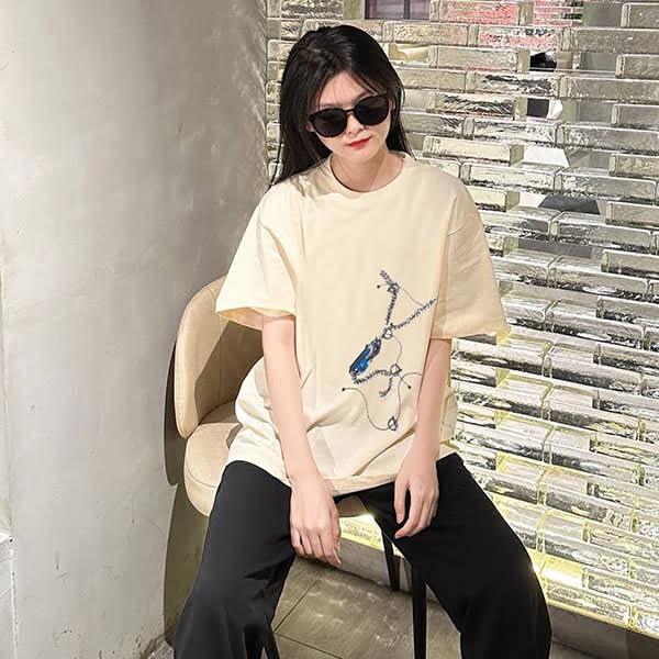 すぐ届 バーバリー ボクシー ナイト ハードウェア コットンTシャツ コピー Bas39098